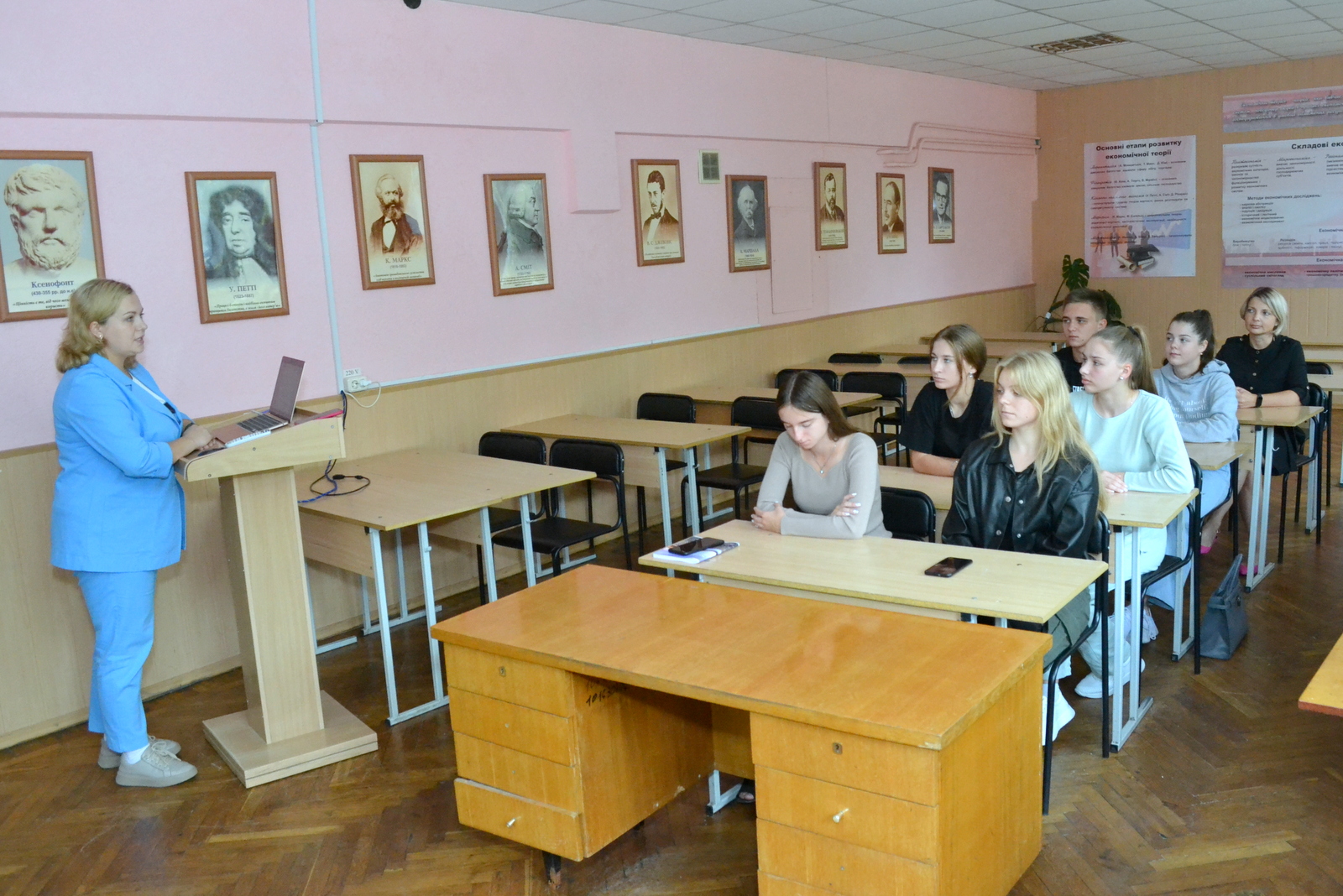 Зустріч з гарантом освітньо-професійної програми «Економіка» першого (бакалаврського) рівня вищої освіти